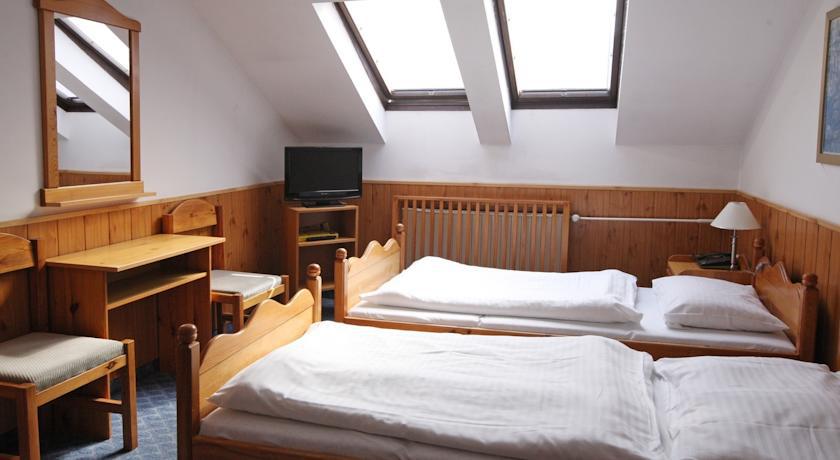 Hotel Solaster Třebíč Buitenkant foto