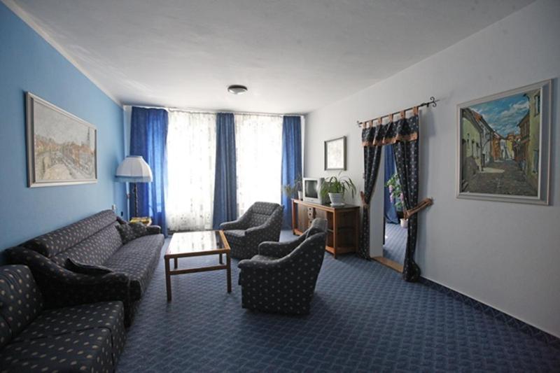Hotel Solaster Třebíč Buitenkant foto